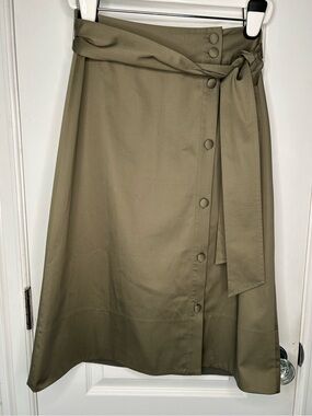 Club Monaco midi skirt. Size 2.